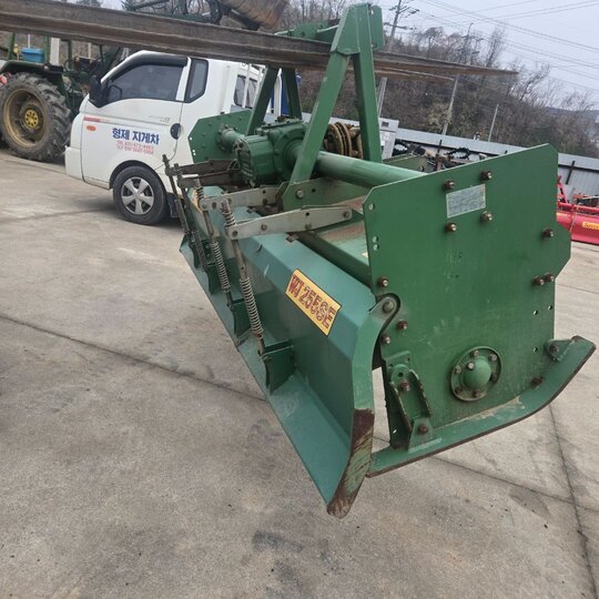 웅진  로타리 wj255SE (경폭255cm) 앞좌측면