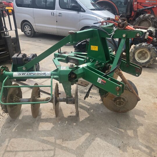 세웅  세웅원판쟁기 SW-DP2508 앞좌측면