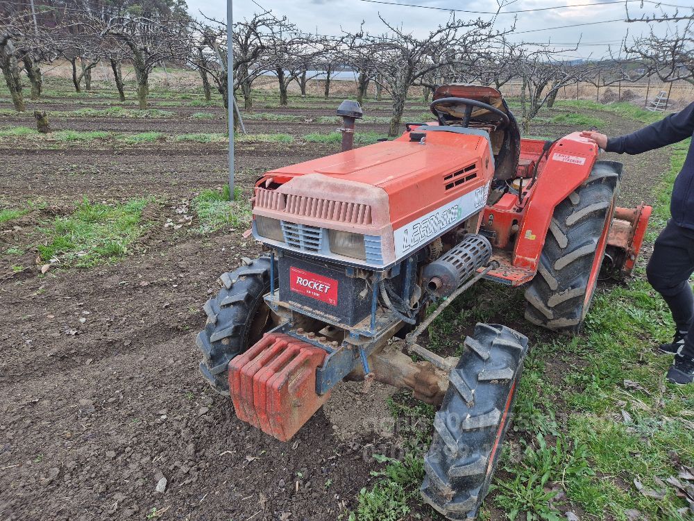 Daedong Tractor L2601 (26hp) 뒤우측면