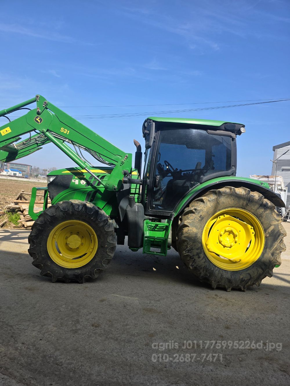 JohnDeere Tractor 6125R (125hp) 뒤우측면