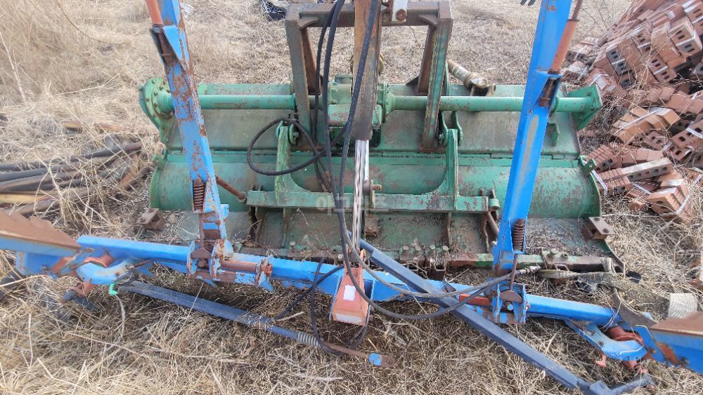  Rotavator E235 (경폭235cm) 뒤우측면