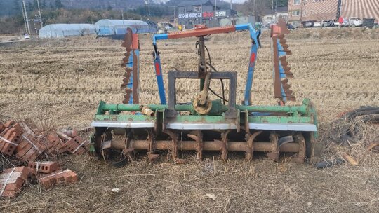  Rotavator 235~240 (경폭235~240cm) 앞좌측면