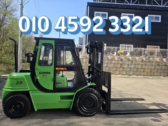 삼성  지게차 클라크3.5톤 3단마스타 자동발 디젤 (3.5톤) 앞좌측면