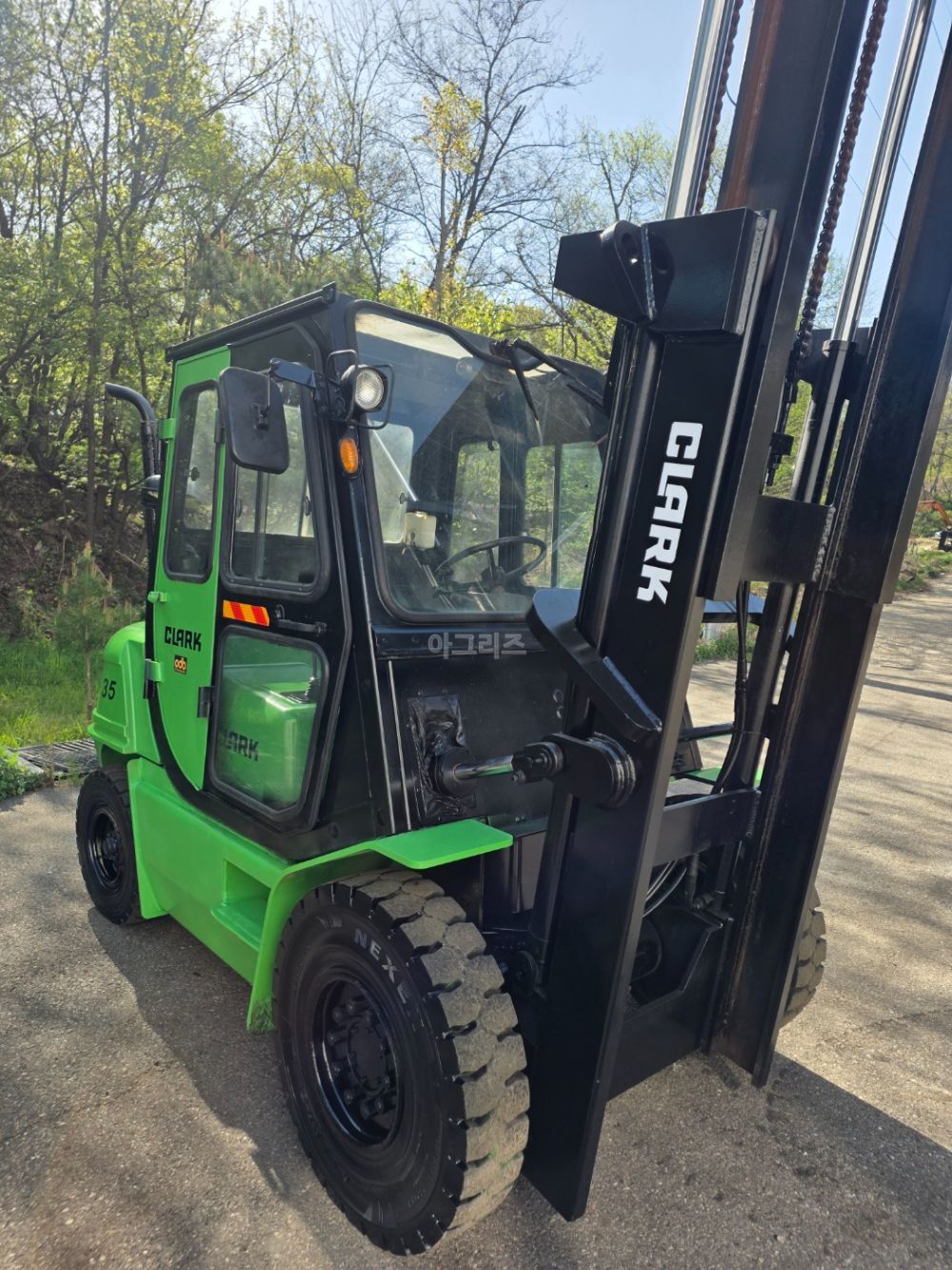 삼성  지게차 클라크3.5톤 3단마스타 자동발 디젤 (3.5톤) 뒤우측면