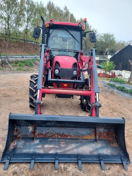 국제 트랙터 6015 (60마력) 앞좌측면