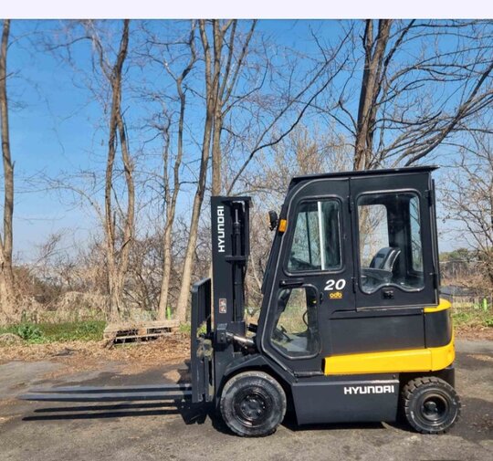 현대 지게차 2톤 전동 (2톤) 앞좌측면