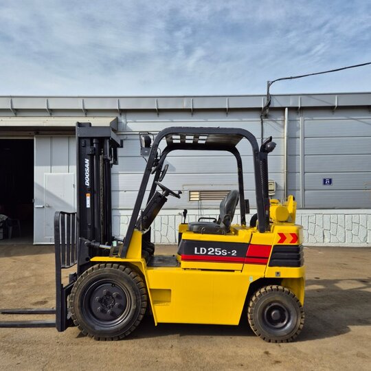 Doosan Forklift LD25S-2 (2.5톤) 앞좌측면