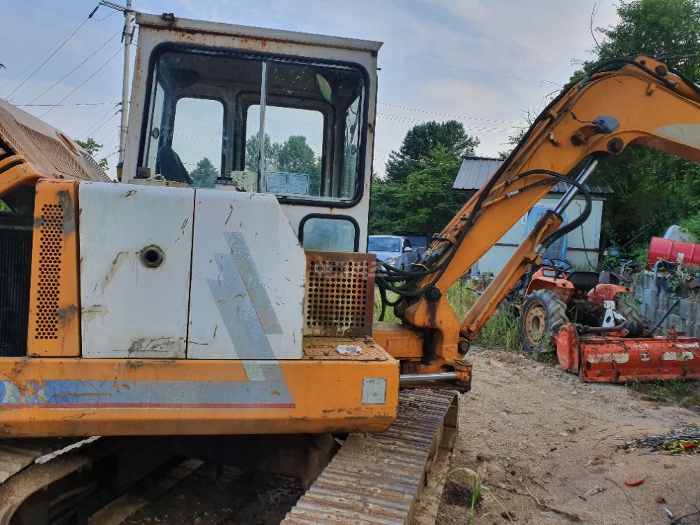  Excavator 삼성 MX3A (4.5톤) 뒤우측면