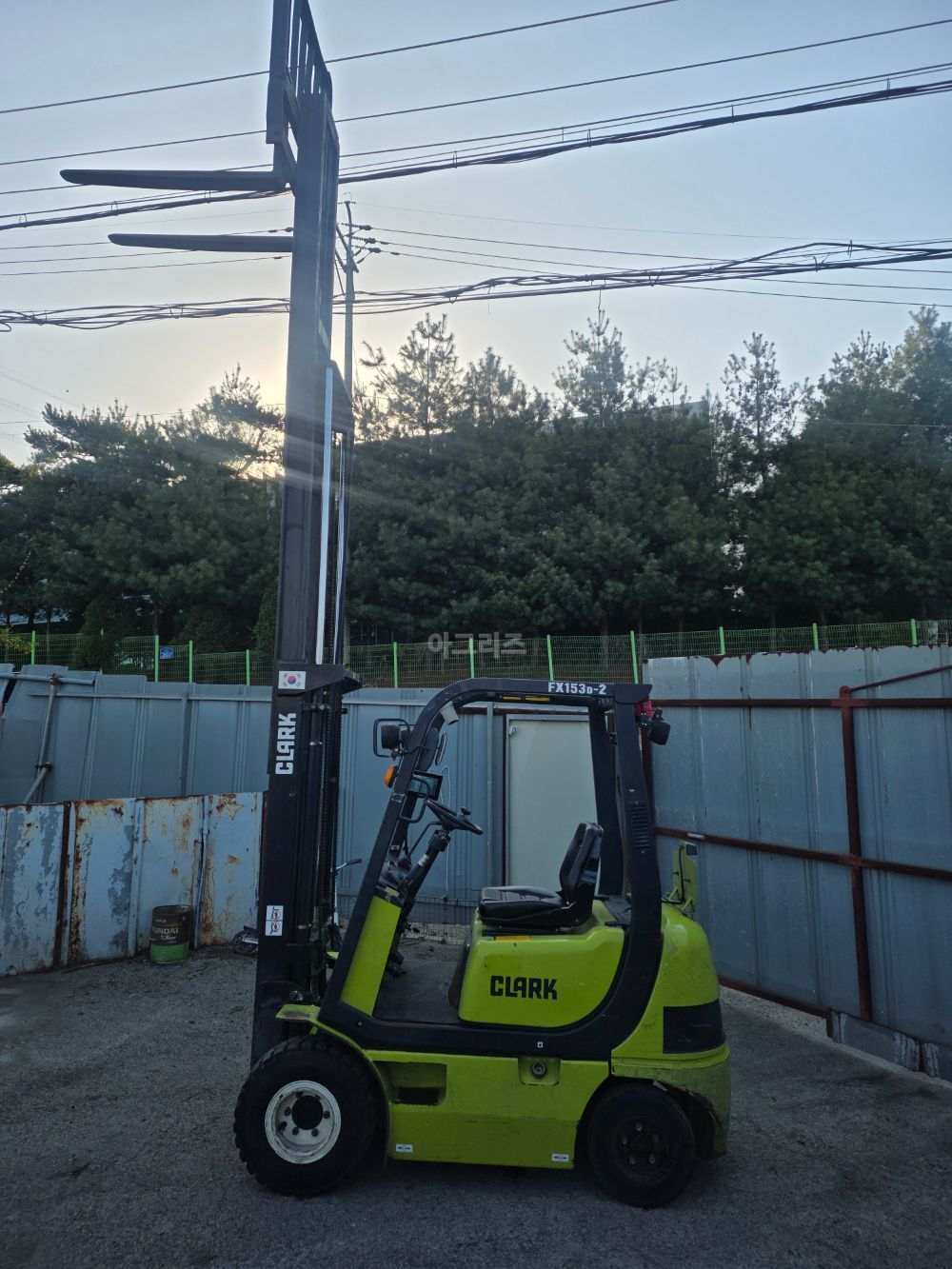 Clark Forklift 1.5톤3단디젤 (1.5톤) 뒤우측면
