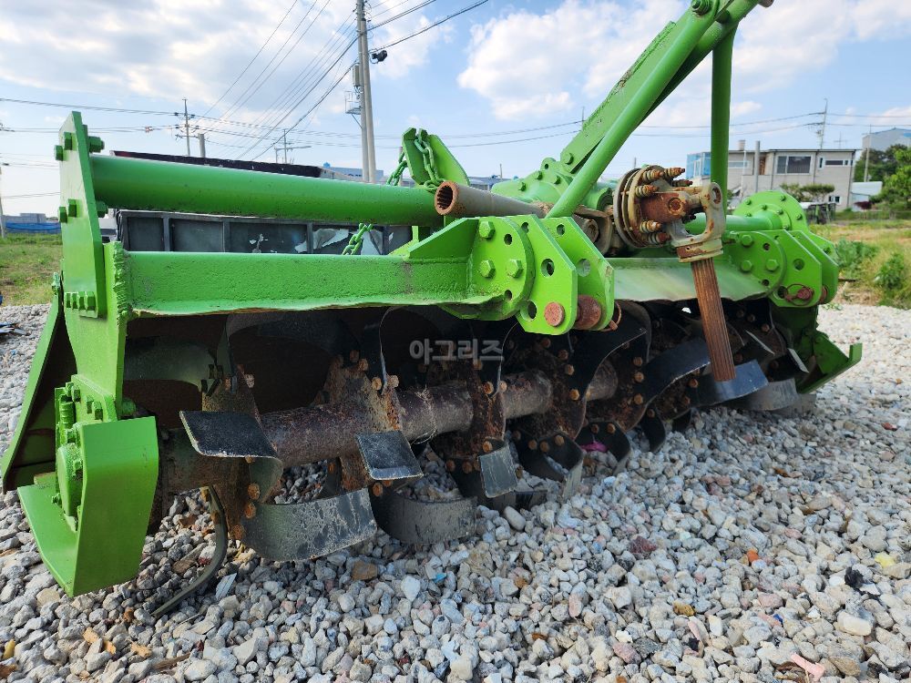 ㆍ 로타리 SW205 (경폭205cm) 뒤우측면