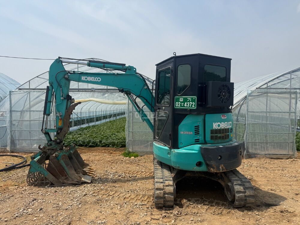 코벨코 굴삭기 sk35r (3.5톤) 뒤우측면