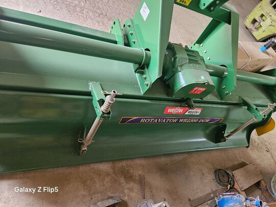 Wecan Rotavator WR2300 (경폭2300cm) 앞좌측면