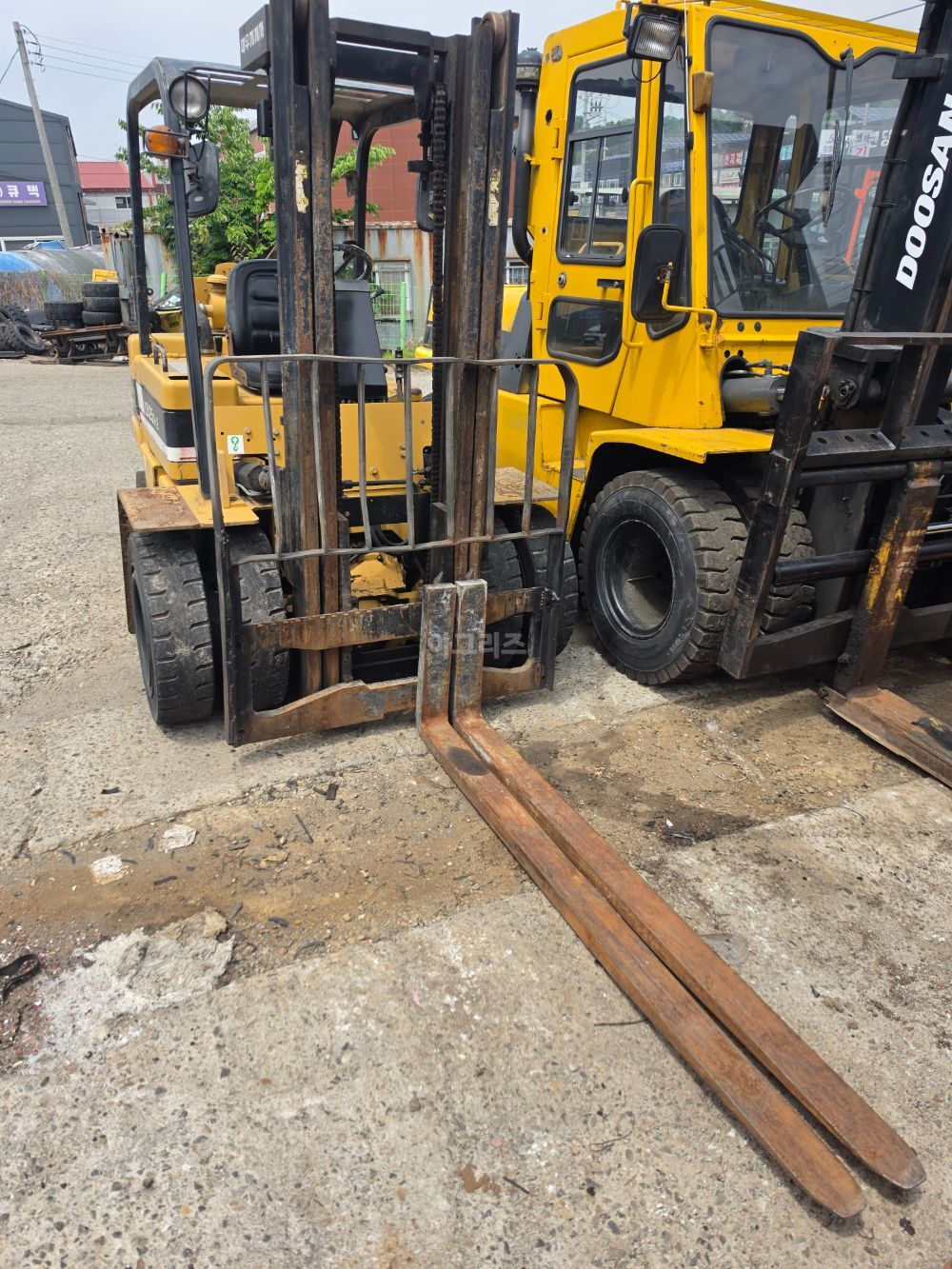 Doosan Forklift LD25S-2 (2.5톤) 뒤우측면