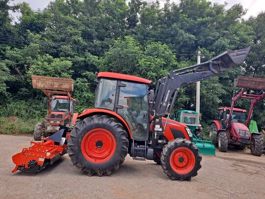 Daedong Tractor RX730PSC (73hp) 앞좌측면
