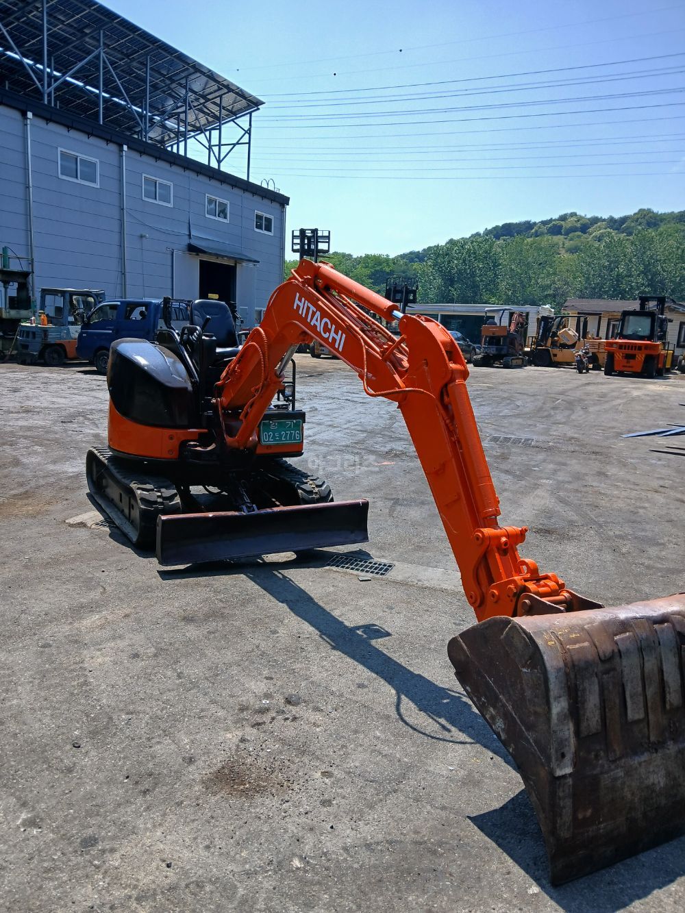  Excavator 3톤 굴착기 (3톤) 뒤우측면