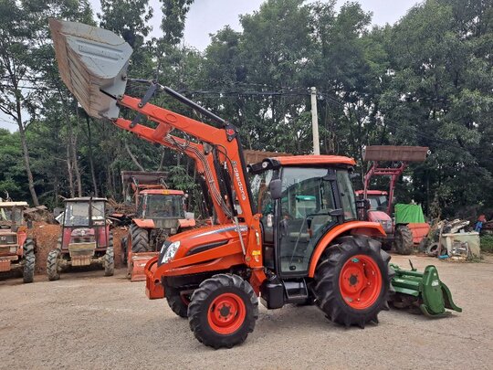 대동 트랙터 NX430SC (43마력) 앞좌측면