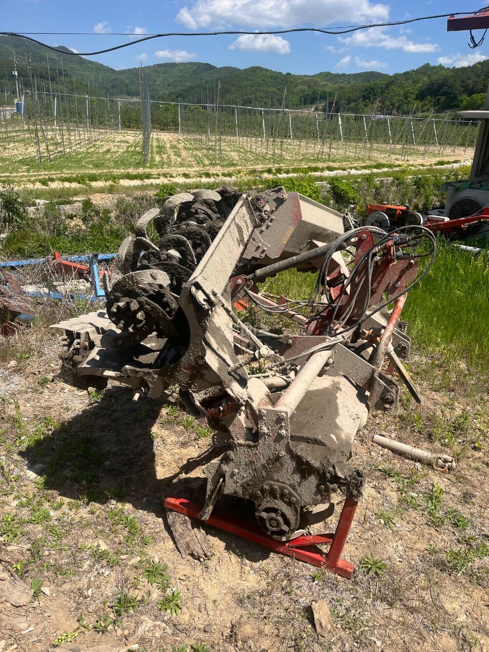 웅진 로타리 WJF470 (경폭470cm) 뒤우측면