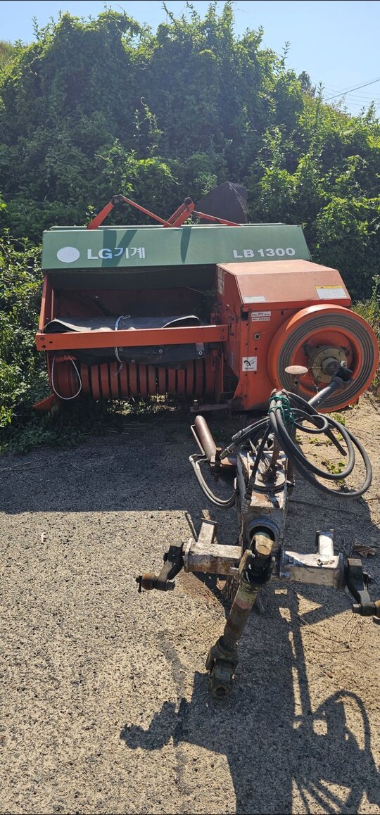LG LB 사각베일러 LB130 앞좌측면
