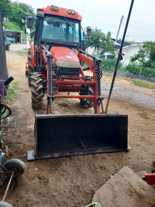 대동 트랙터 D500 (50마력) 앞좌측면