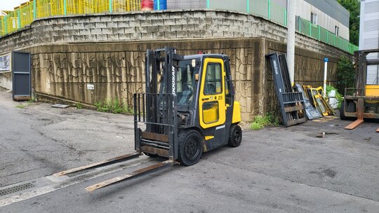 Doosan Forklift D25S-3 (2.5톤) 앞좌측면