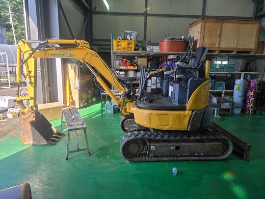 Komatsu Excavator Pc20 (2.16톤) 앞좌측면