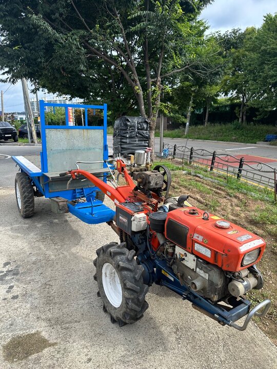 대동 경운기 ND130E (10마력) 앞좌측면