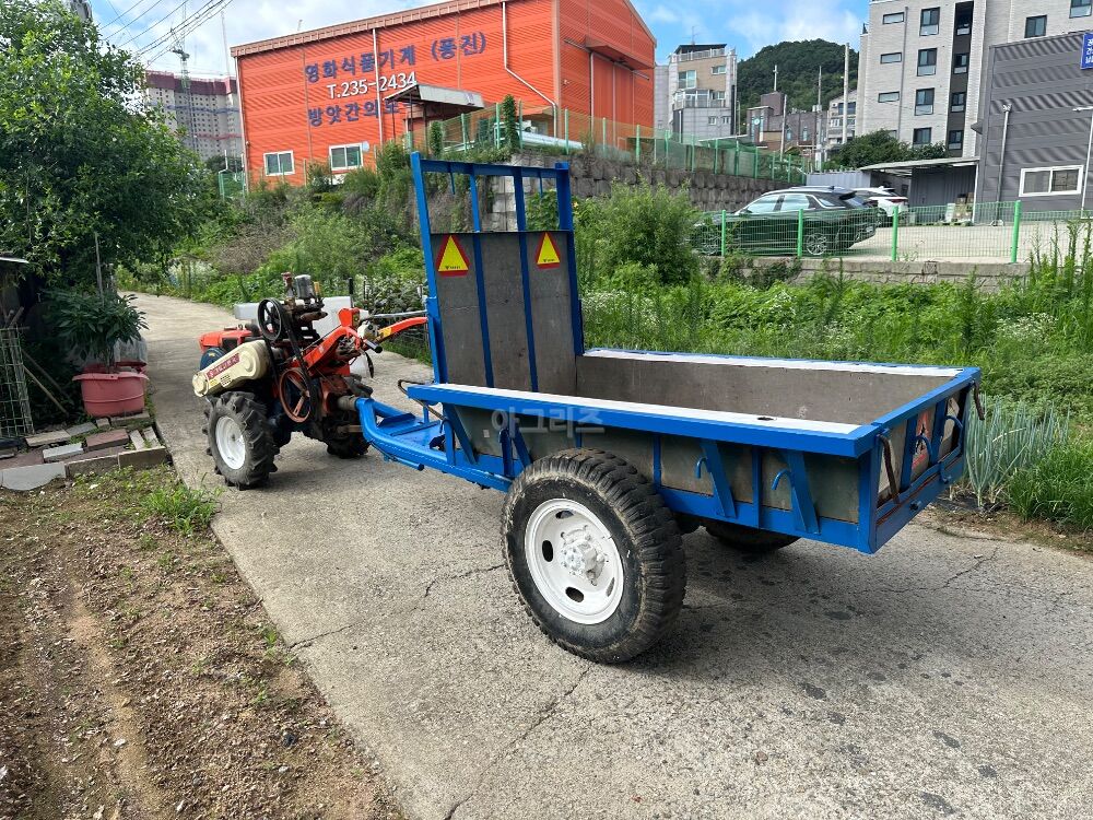 대동 경운기 ND130E (10마력) 뒤우측면