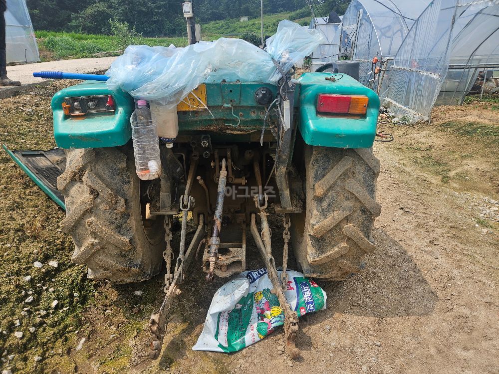 대동 트랙터 D380L (38마력) 뒤우측면