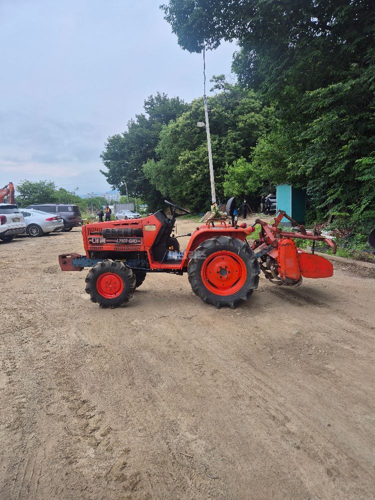 Daedong Tractor D19024WD (19hp) 뒤우측면