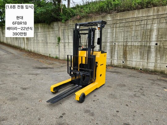 Hyundai Forklift 중고 6FBR18 전동 입식 1.8톤 (1.8톤) 앞좌측면