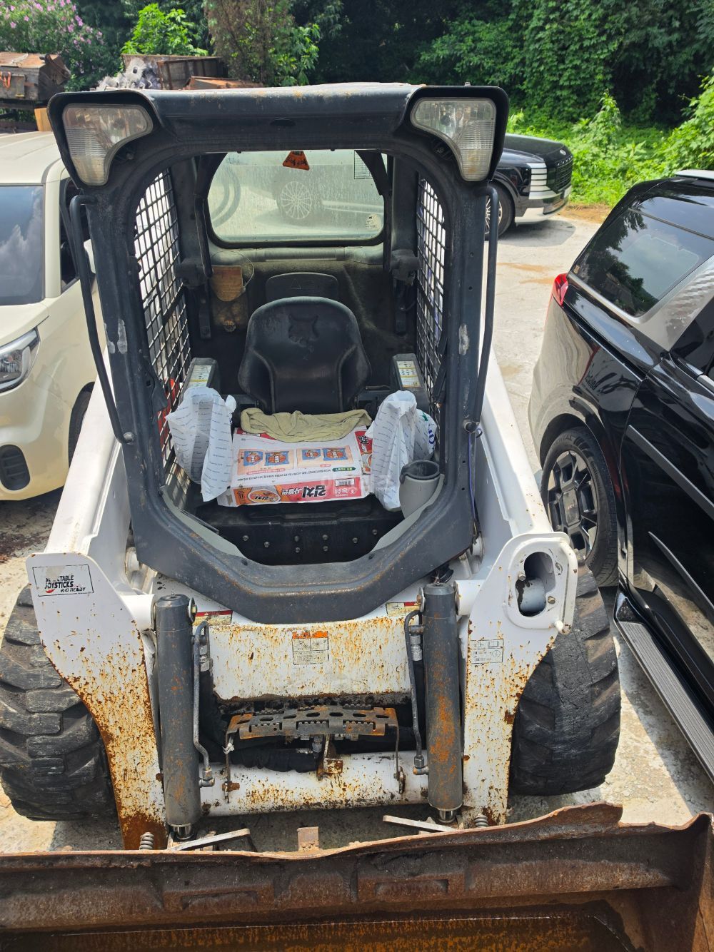 바브캣BOBCAT 스키드로더 S650 뒤우측면