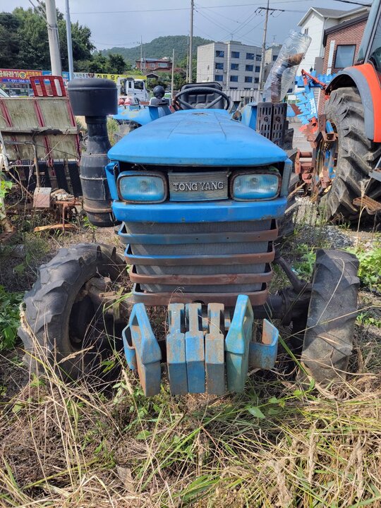 TYM 트랙터 TS3840 (38마력) 앞좌측면