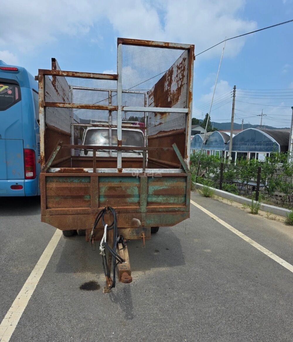Kukje 추레라 추레라  뒤우측면