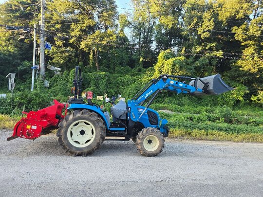 LS Tractor MT3.58 (58.9hp) 앞좌측면