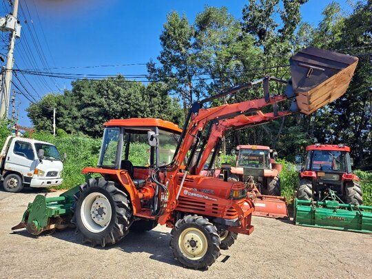 대동 트랙터 L3503 (35마력) 앞좌측면
