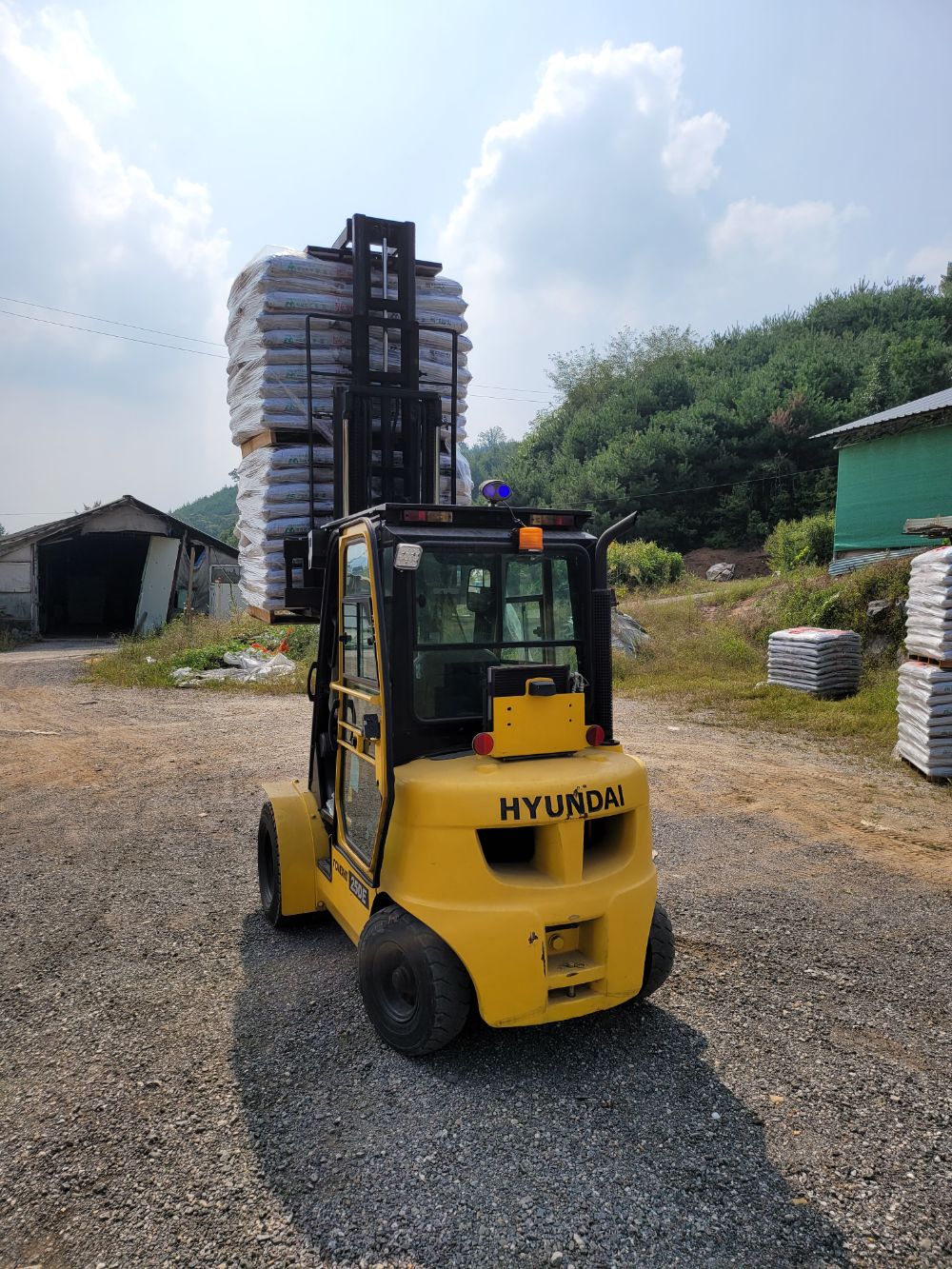 Hyundai Forklift 25DE (2.5톤) 뒤우측면