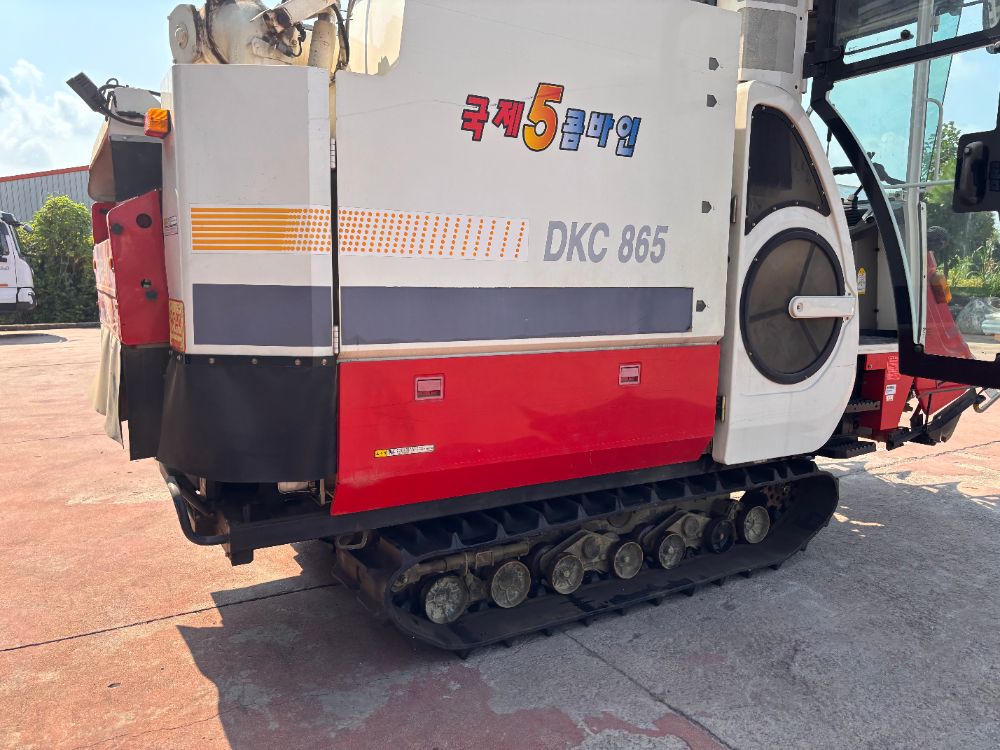 Kukje Combine Harvester DKC865 (5Rows) 뒤우측면