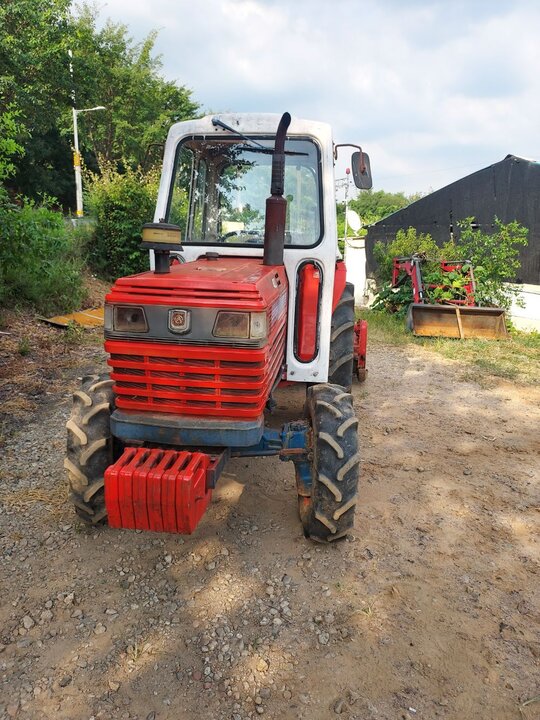 Daedong Tractor L3503 (35hp) 앞좌측면