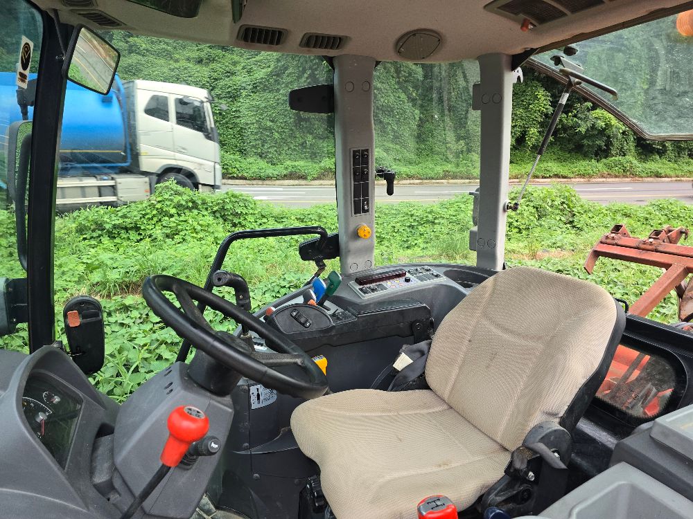 대동 트랙터 NX550 (55마력) 뒤우측면