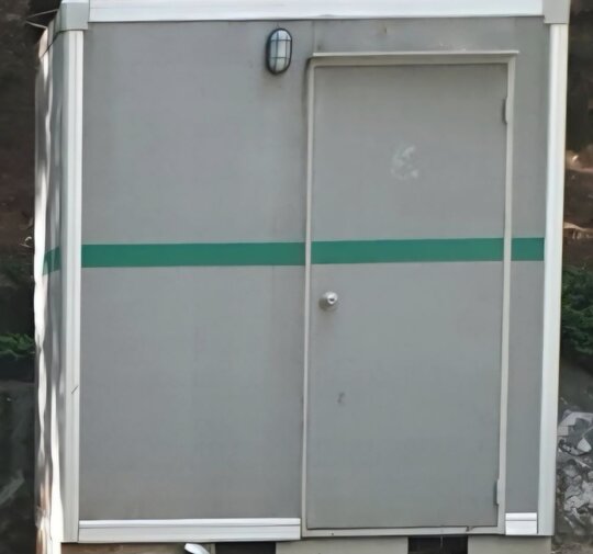 이동식 컨테이너 화장실 컨테이너식 이동식 앞좌측면