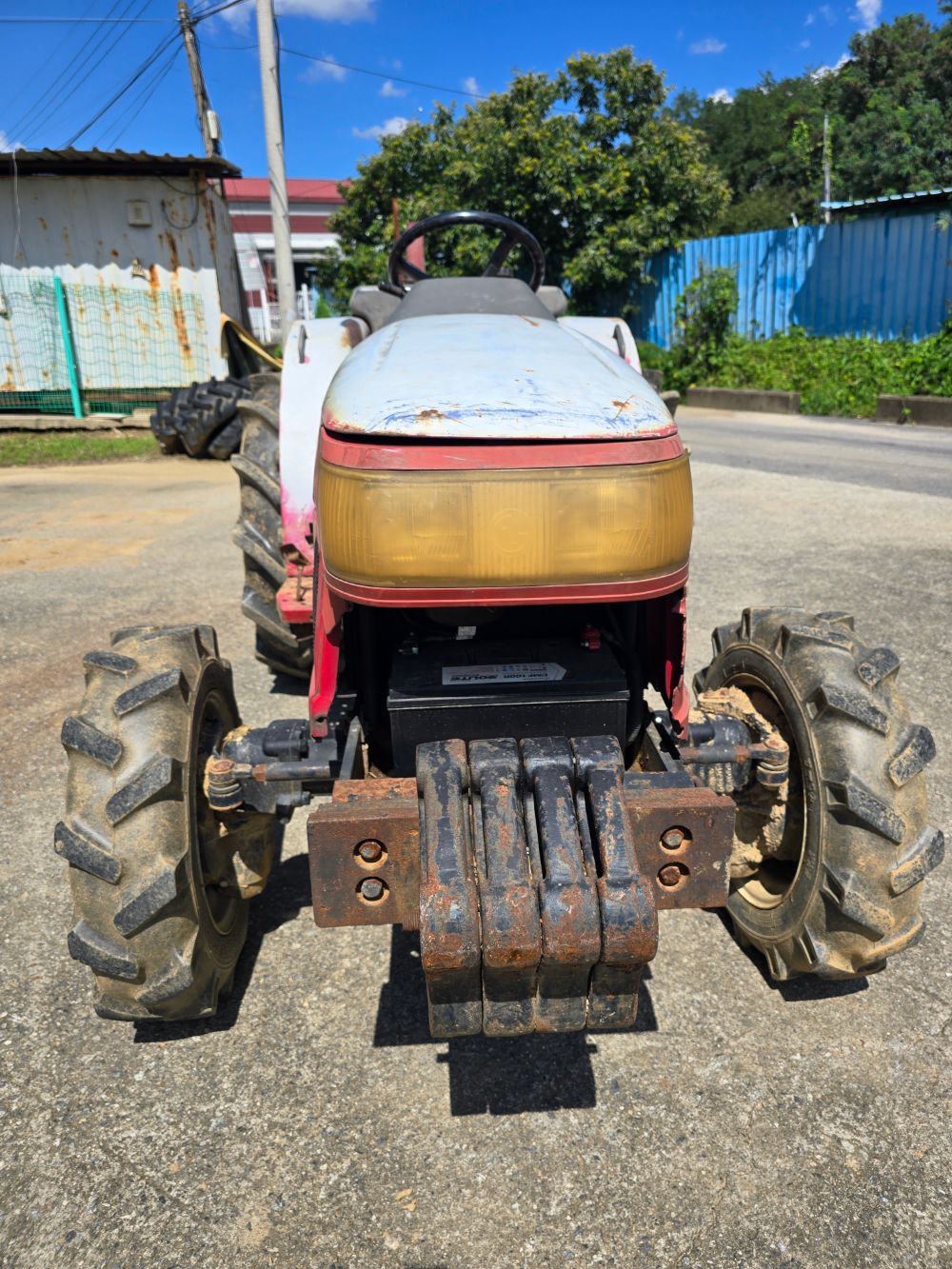 LS 트랙터 LT300D (30마력) 뒤우측면