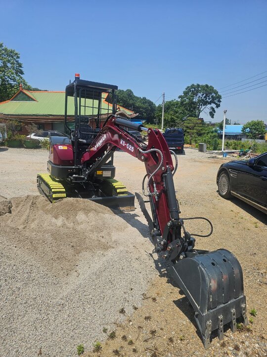 OEM 제품 미니굴삭기 2.5톤 앞좌측면