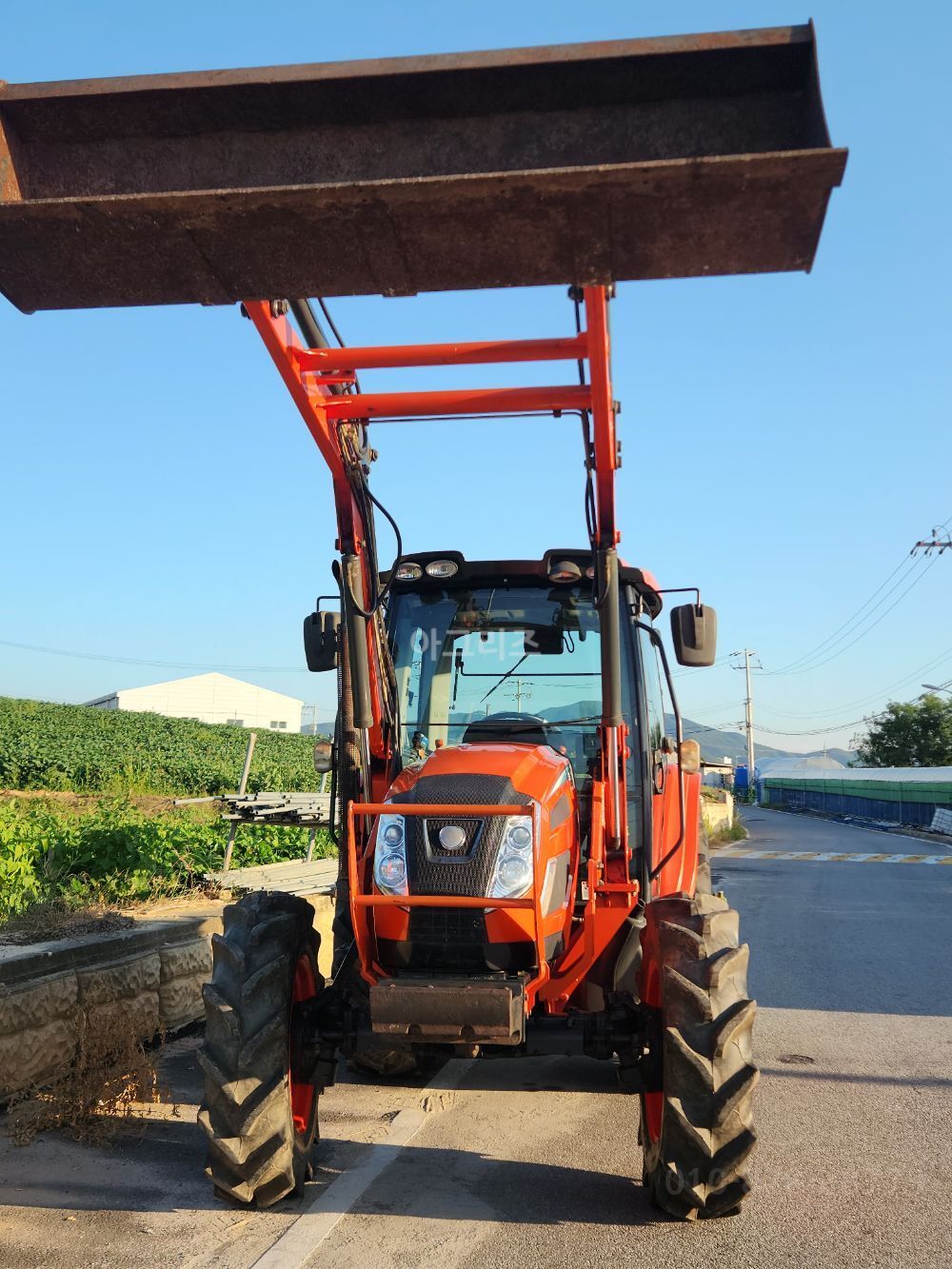 대동 트랙터 PX900 (90마력) 뒤우측면