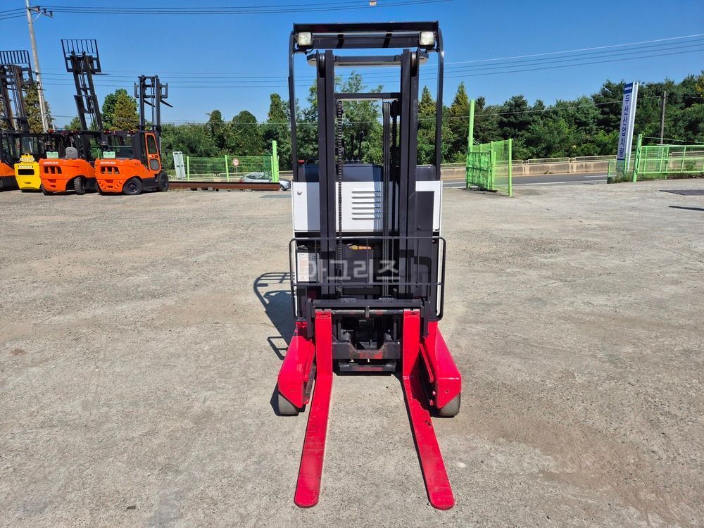  Forklift FBRM10-75-300 (1.0톤) 뒤우측면
