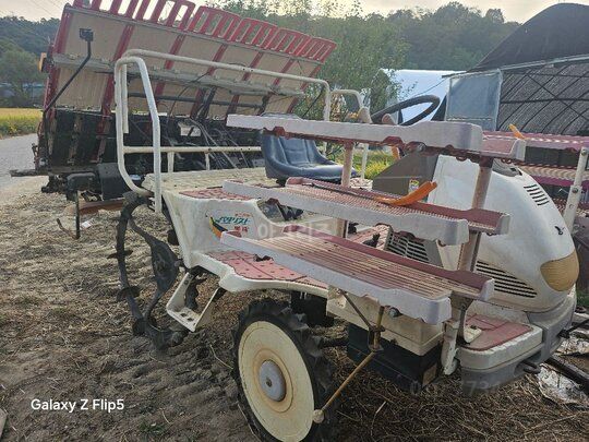 Yanmar Rice transplanter VP6 (6Rows) 앞좌측면