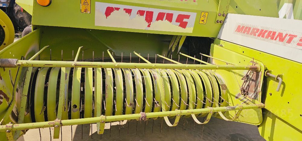 Shibaura Rectangle Baler MARKANT55  뒤우측면