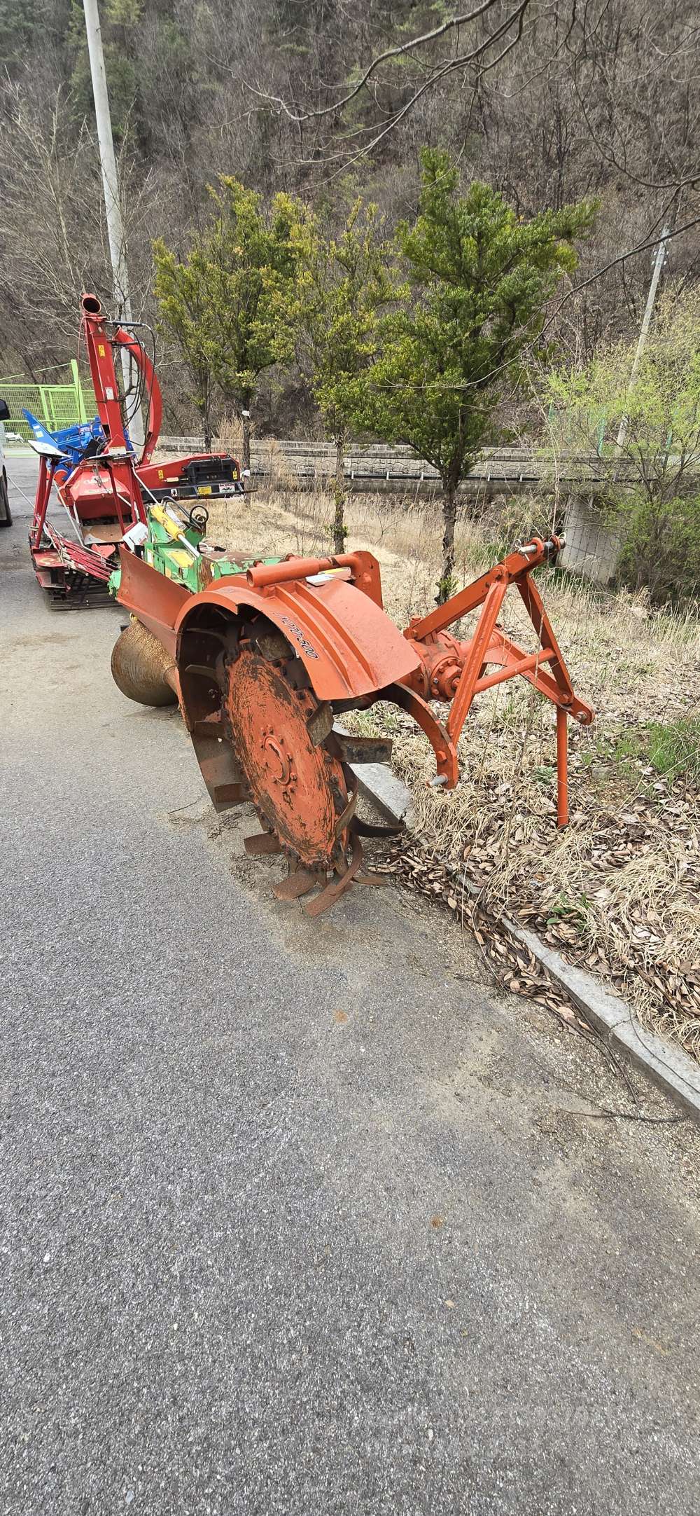  수확기  수확기  뒤우측면