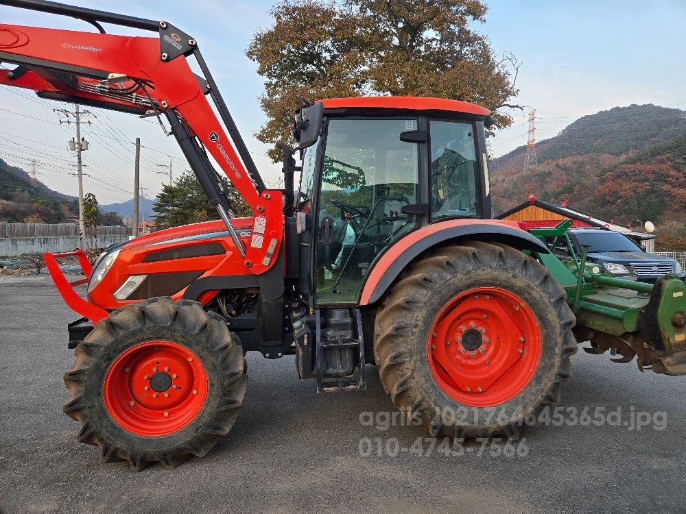 대동 트랙터 PX1150 (110마력) 뒤우측면