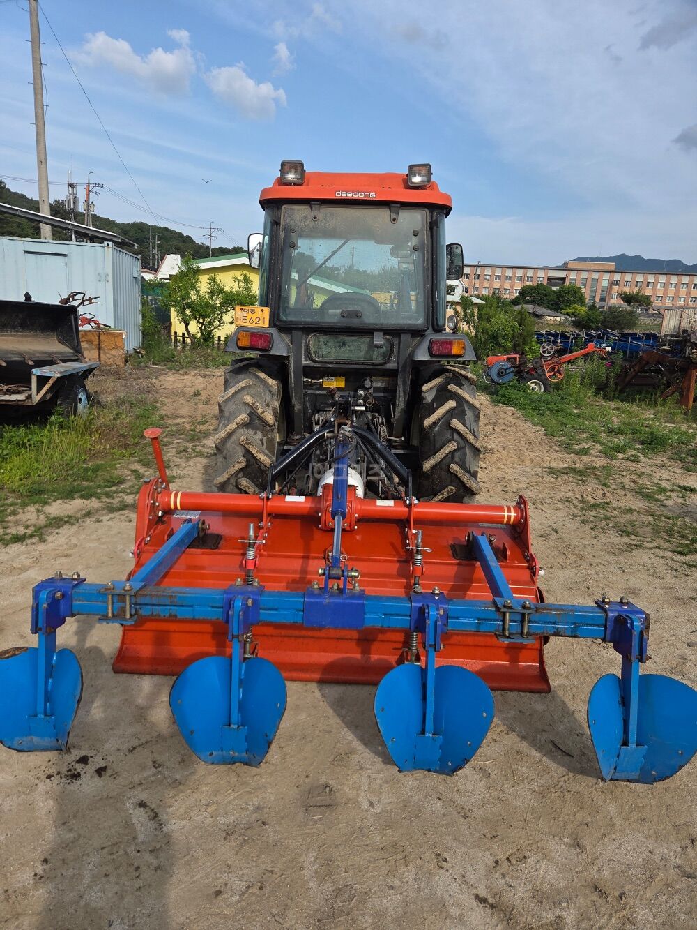 Daedong Tractor D400 (43hp) 뒤우측면