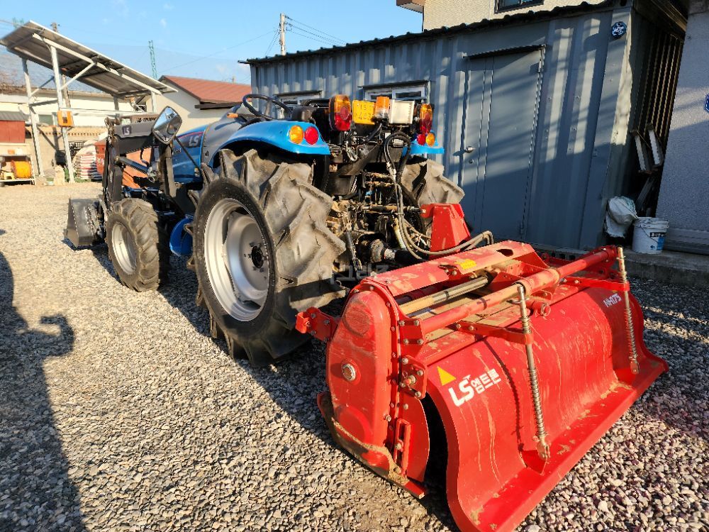 LS Tractor MT3.58 (58.9hp) 뒤우측면